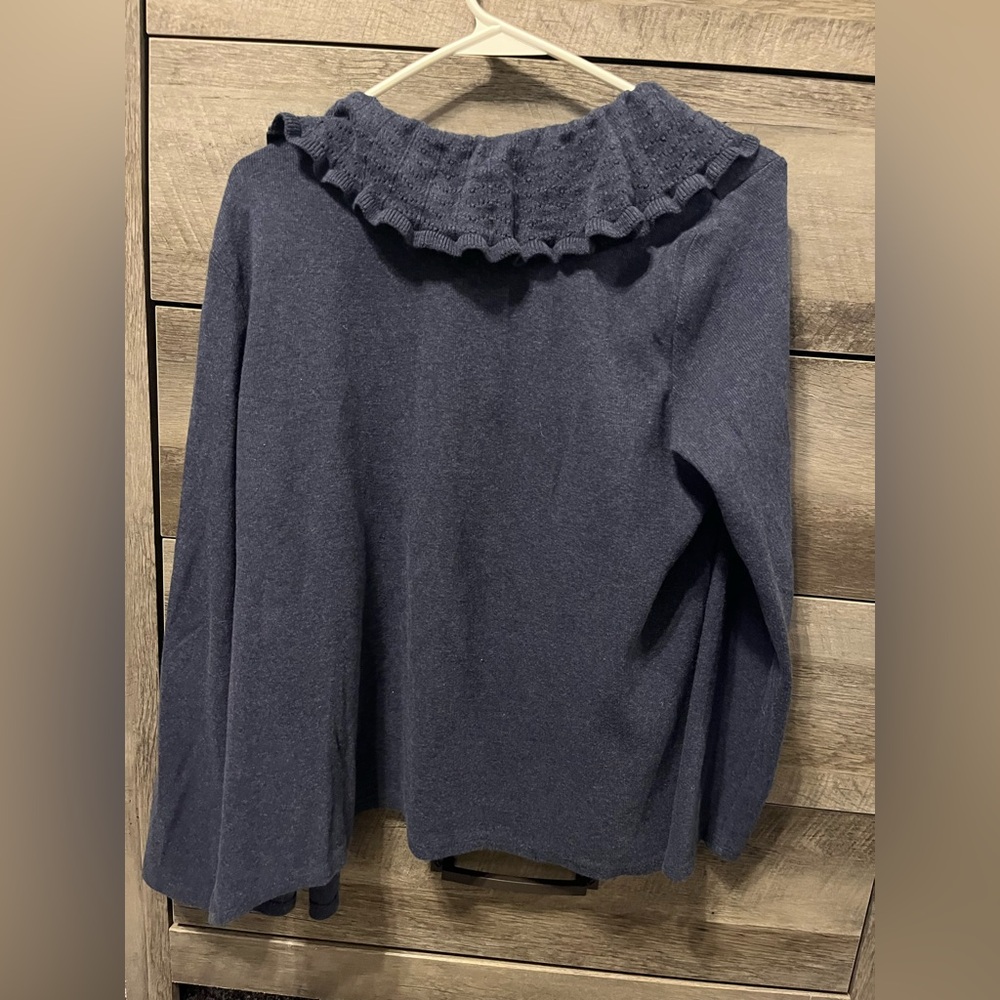 Sweater - Picture 2 of 3
